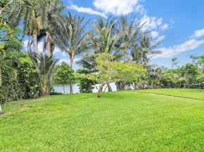 324 Davis Rd, Palm Springs FL 33461