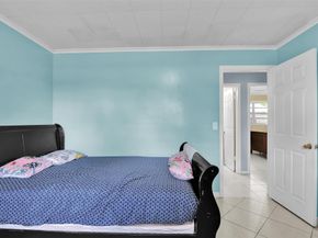 324 Davis Rd, Palm Springs FL 33461