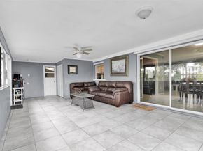 324 Davis Rd, Palm Springs FL 33461