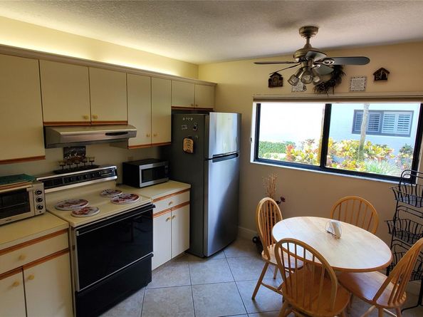 15235 Lakes of Delray BLVD 284, Delray Beach FL 33484