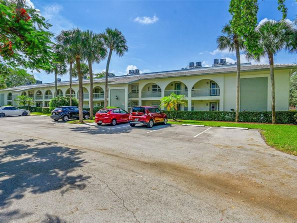 1204 Bahama Bnd D2, Coconut Creek FL 33066