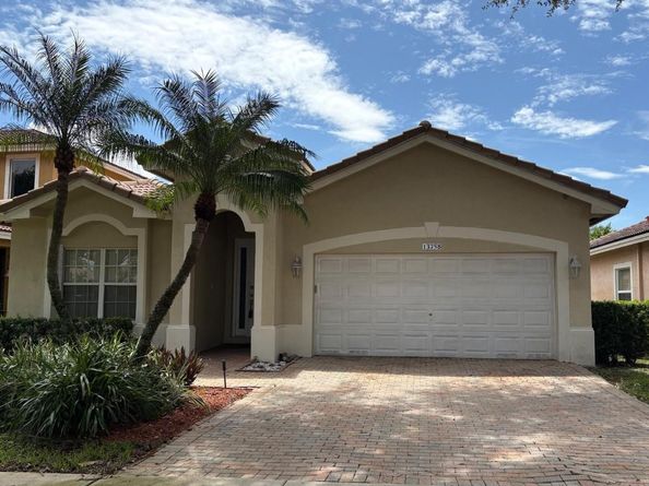 13758 SW 31st St, Miramar FL 33027
