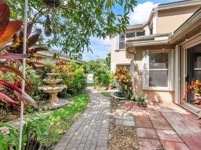 5524 NW 55th Dr, Coconut Creek FL 33073