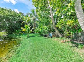 5524 NW 55th Dr, Coconut Creek FL 33073