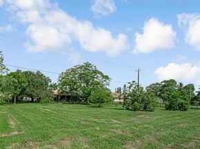 1743 Shower Tree Way, Wellington FL 33414