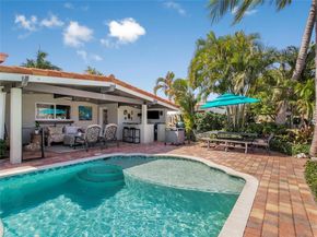 330 SE 14th Ave, Pompano Beach FL 33060