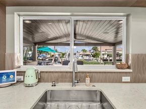 330 SE 14th Ave, Pompano Beach FL 33060