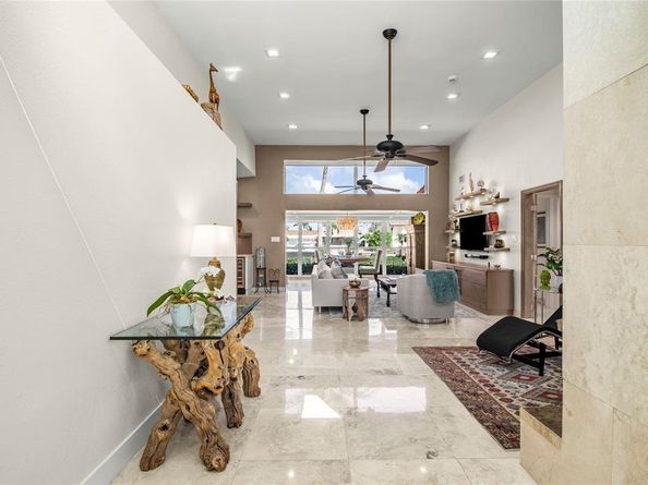 330 SE 14th Ave, Pompano Beach FL 33060