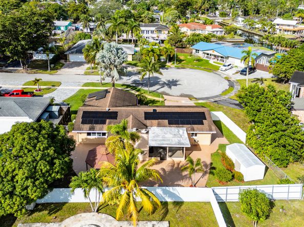 1540 SW 56th Avenue, Plantation FL 33317