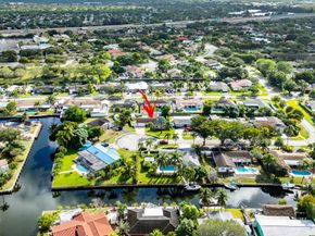 1540 SW 56th Avenue, Plantation FL 33317