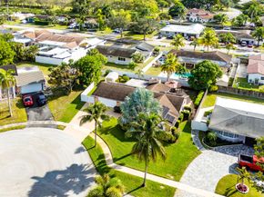 1540 SW 56th Avenue, Plantation FL 33317