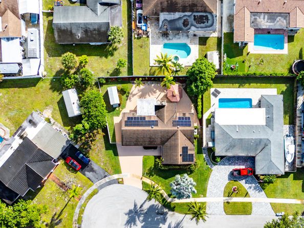 1540 SW 56th Avenue, Plantation FL 33317