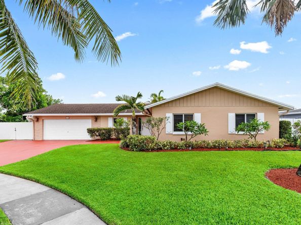 1540 SW 56th Avenue, Plantation FL 33317