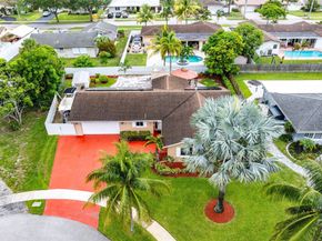 1540 SW 56th Avenue, Plantation FL 33317