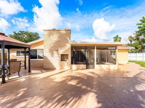 1540 SW 56th Avenue, Plantation FL 33317