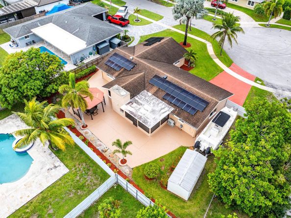 1540 SW 56th Avenue, Plantation FL 33317