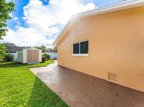 1540 SW 56th Avenue, Plantation FL 33317