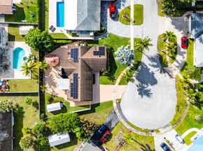 1540 SW 56th Avenue, Plantation FL 33317