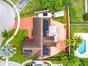 1540 SW 56th Avenue, Plantation FL 33317