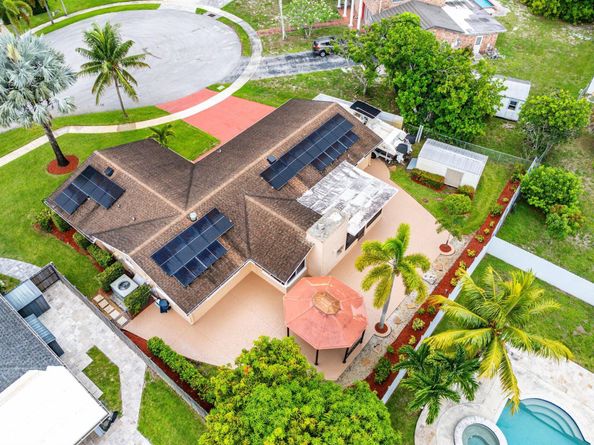 1540 SW 56th Avenue, Plantation FL 33317