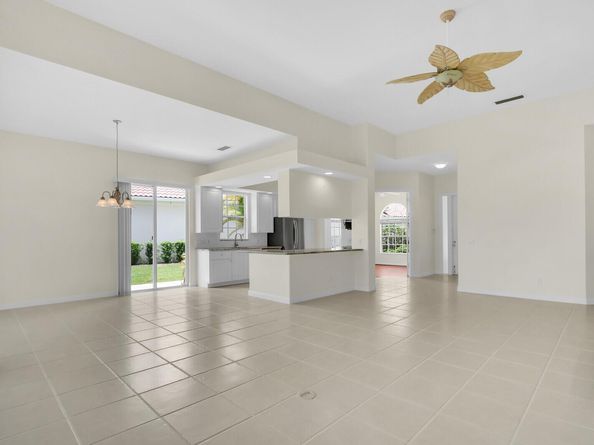 8851 Oldham Way, Palm Beach Gardens FL 33412