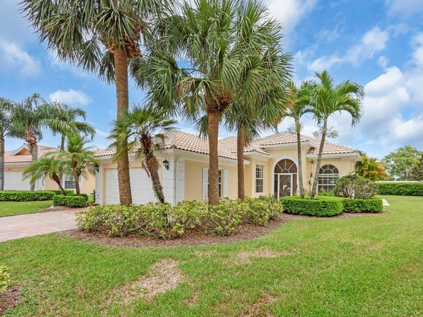 8851 Oldham Way, Palm Beach Gardens FL 33412