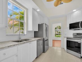 8851 Oldham Way, Palm Beach Gardens FL 33412