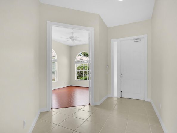 8851 Oldham Way, Palm Beach Gardens FL 33412