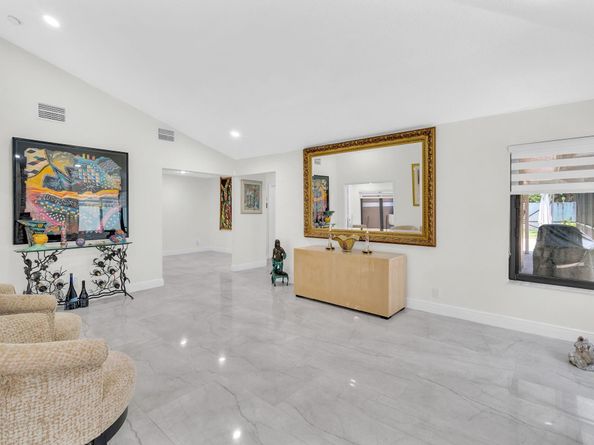 820 SW 87th Ter, Plantation FL 33324