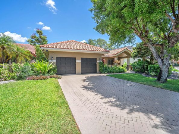 820 SW 87th Ter, Plantation FL 33324