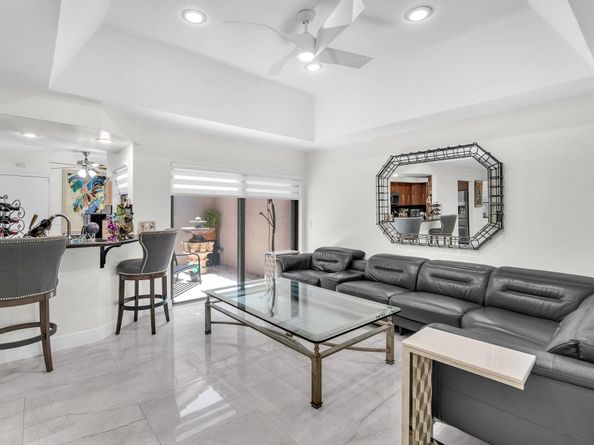 820 SW 87th Ter, Plantation FL 33324