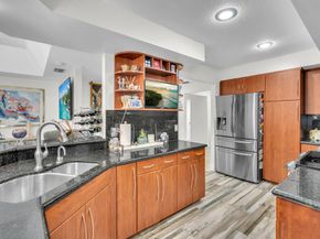 820 SW 87th Ter, Plantation FL 33324