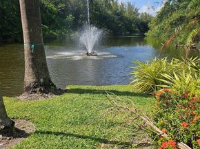 1045 SE 15th ST 13C, Fort Lauderdale FL 33316