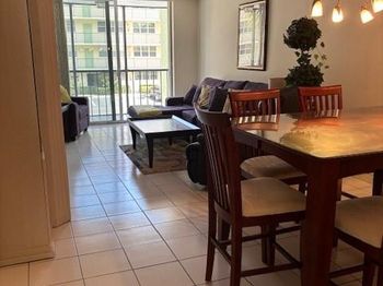 5321 NE 24th Ter