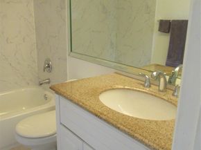 601 NW 76th Terrace 206, Margate FL 33063