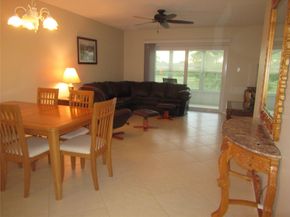 601 NW 76th Terrace 206, Margate FL 33063