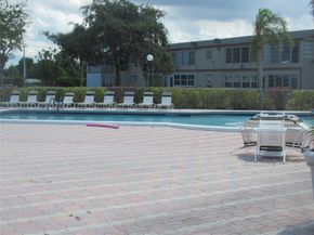 601 NW 76th Terrace 206, Margate FL 33063