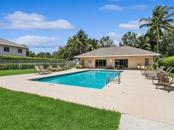315 Spruce Street, Boynton Beach FL 33426
