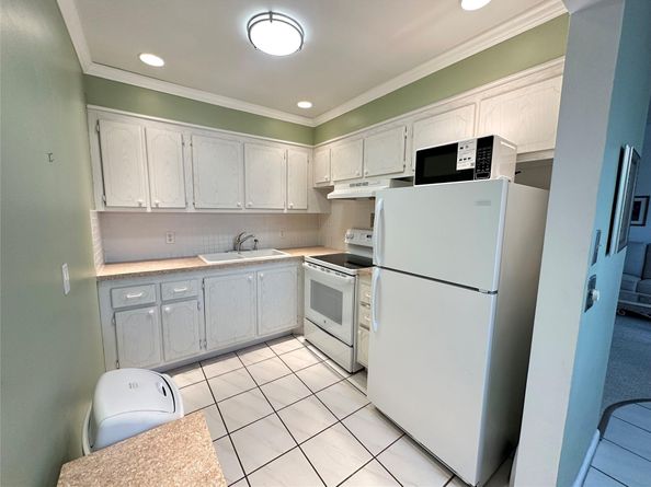 23 Lyndhurst A 23, Deerfield Beach FL 33442