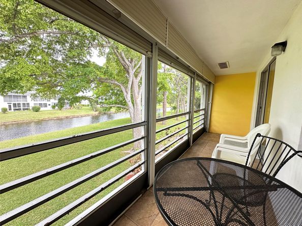 23 Lyndhurst A 23, Deerfield Beach FL 33442