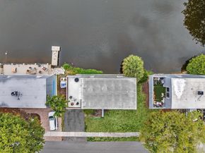 1350 NE 40th Dr, Oakland Park FL 33334