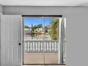 1350 NE 40th Dr, Oakland Park FL 33334