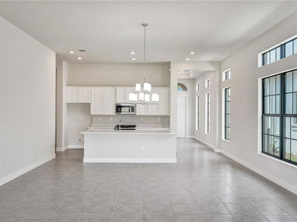 7535 Seacoast Dr, Parkland FL 33067