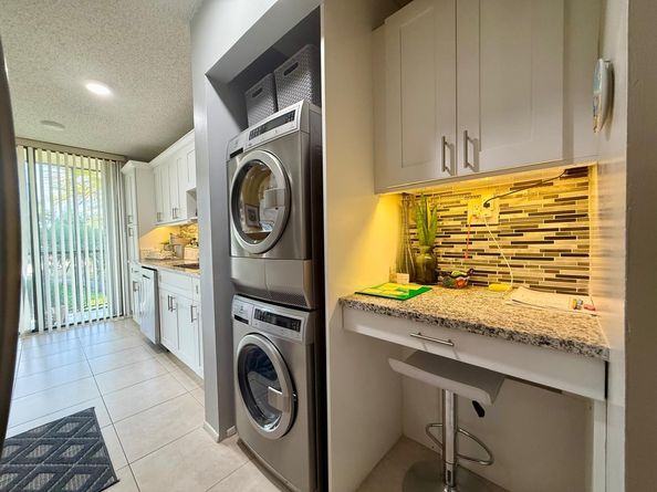3500 Blue Lake Dr 303, Pompano Beach FL 33064