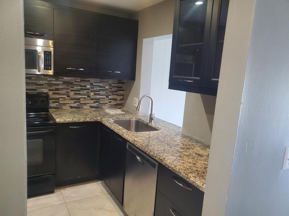 7410 Woodmont Terrace 208, Tamarac FL 33321