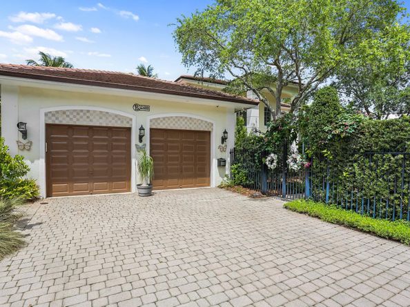 2409 NE 12th Street, Fort Lauderdale FL 33304