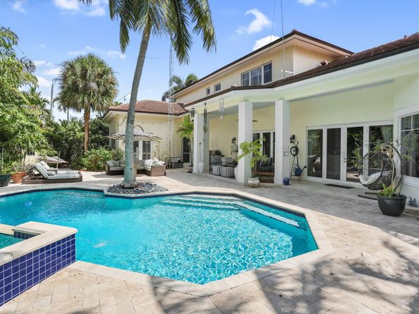 2409 NE 12th Street, Fort Lauderdale FL 33304