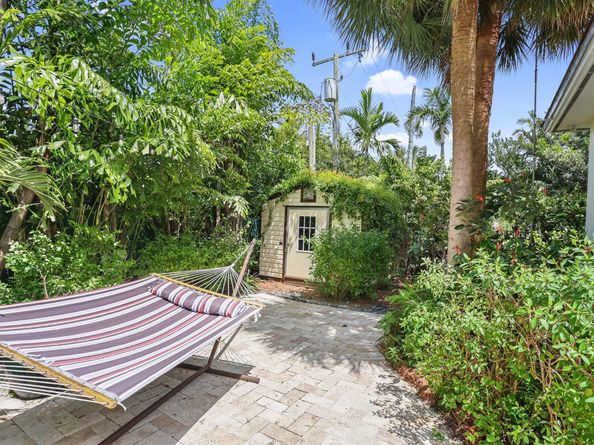 2409 NE 12th Street, Fort Lauderdale FL 33304