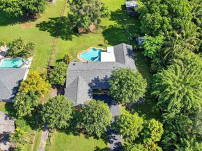 14755 SW 18th Ct, Davie FL 33325