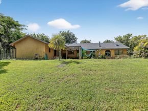 14755 SW 18th Ct, Davie FL 33325